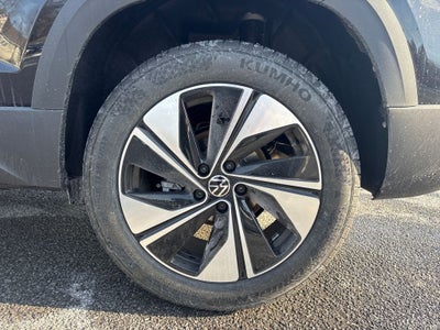 2026 Volkswagen Taos SE AWD