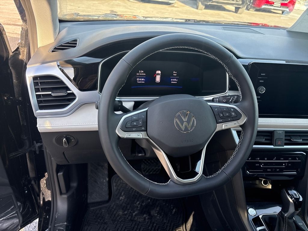 2026 Volkswagen Taos SE AWD