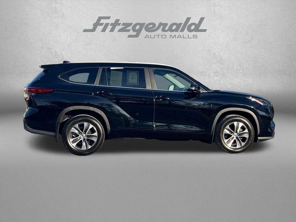 2023 TOYOTA TRU HIGHLANDER Base