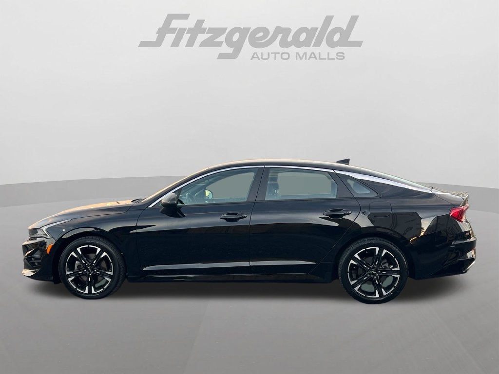 2022 Kia K5 GT-Line