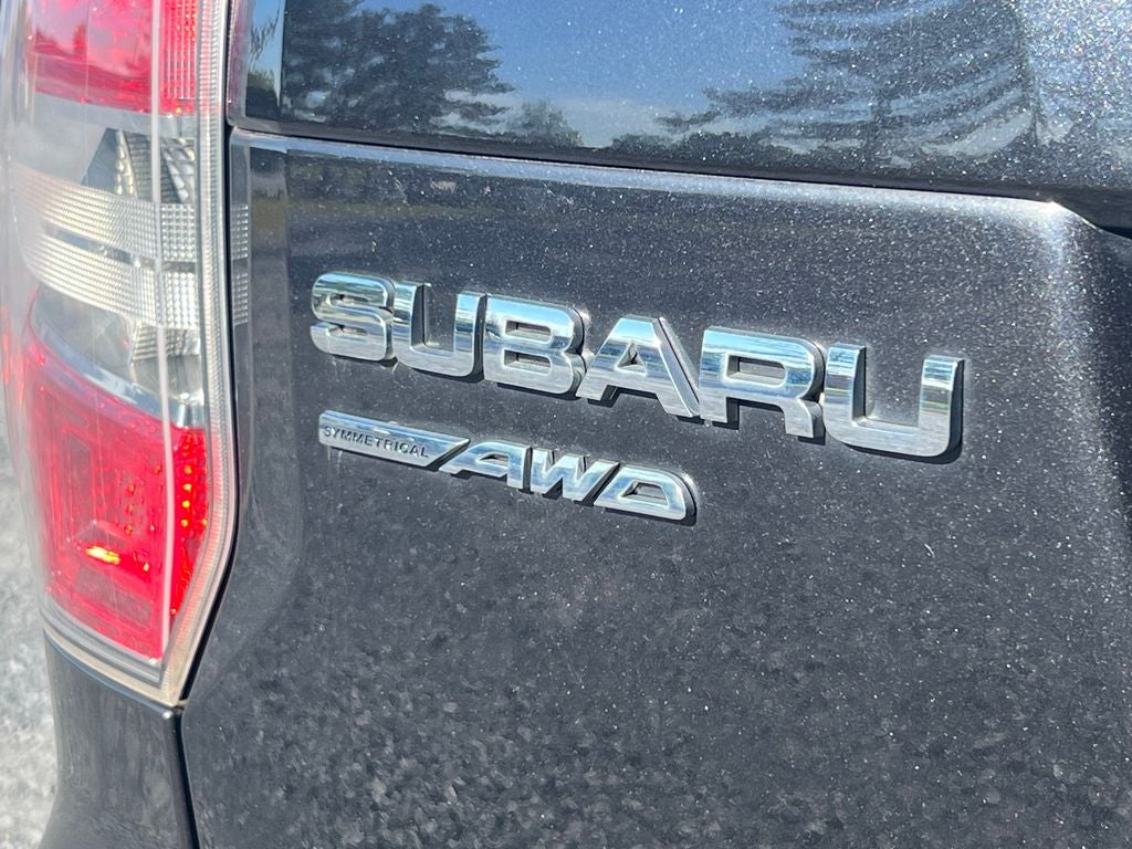 2016 Subaru FORESTER Base