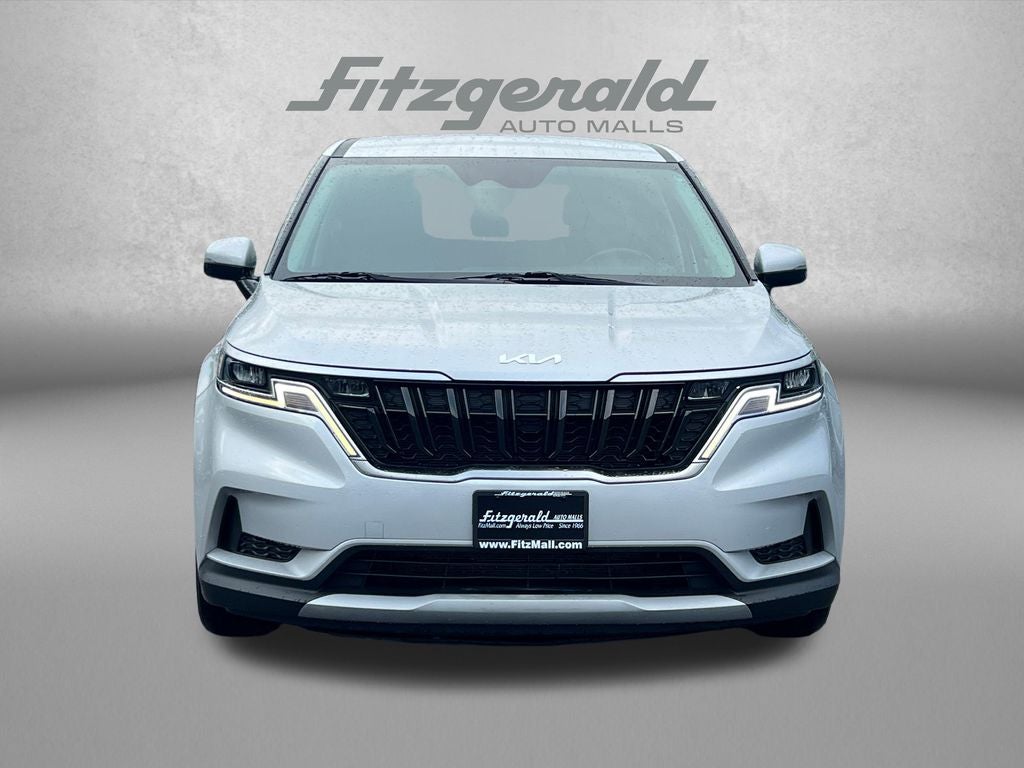 2023 Kia Carnival LX Seat Package