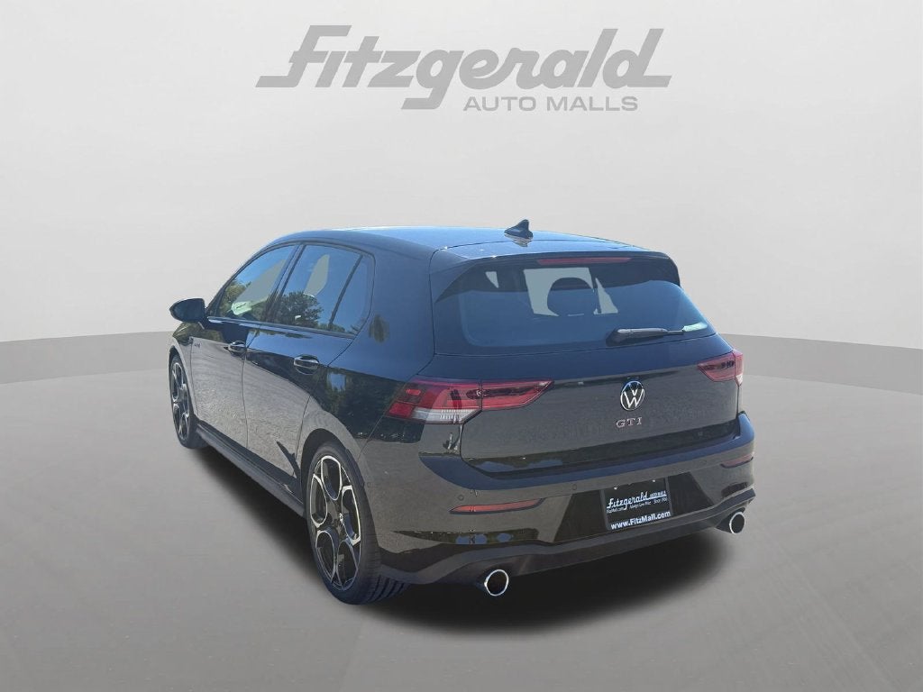 2026 Volkswagen Golf GTI Autobahn