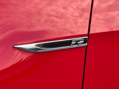 2017 Volkswagen Golf R DCC & Navigation 4Motion
