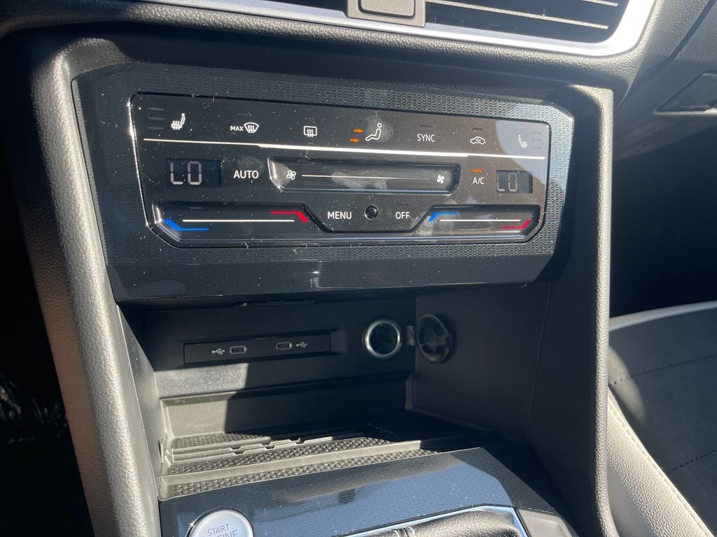 2026 Volkswagen Taos SE FWD
