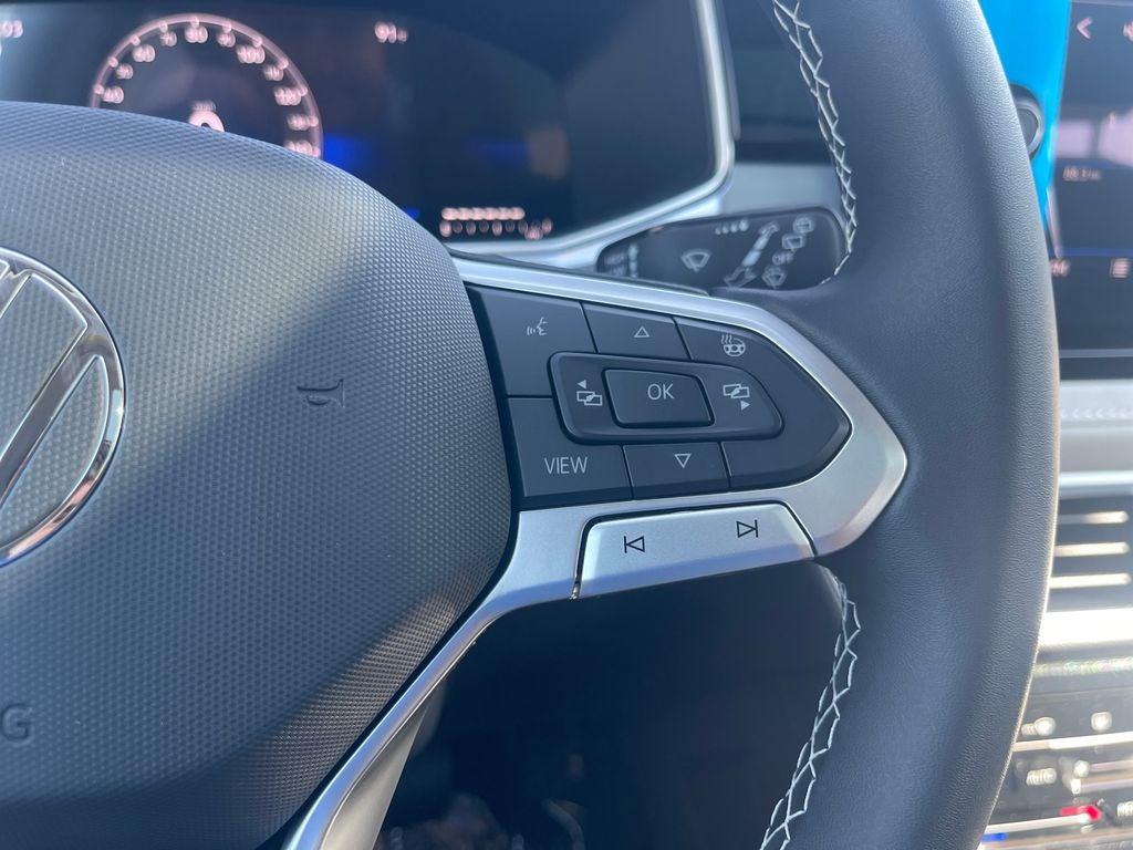 2026 Volkswagen Taos SE FWD