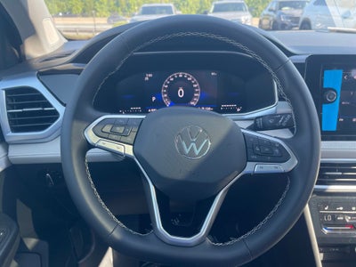 2026 Volkswagen Taos SE FWD