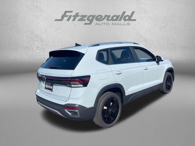 2026 Volkswagen Taos SE FWD
