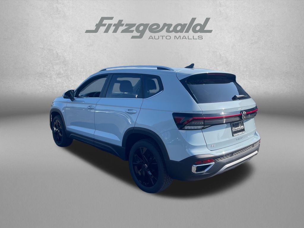2026 Volkswagen Taos SE FWD