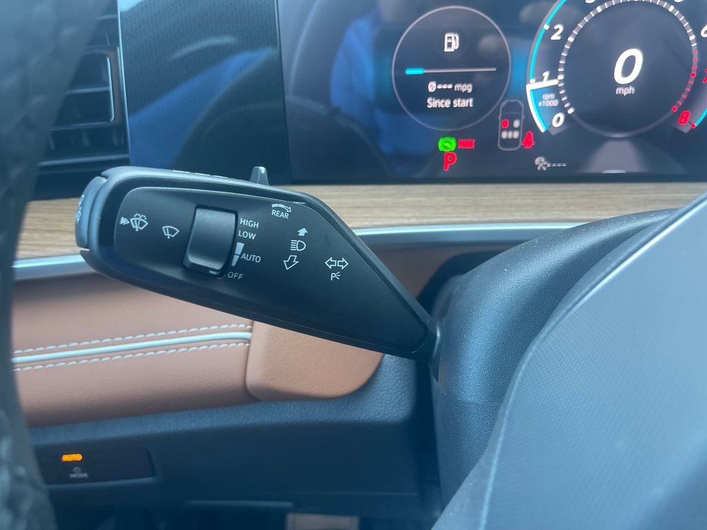 2026 Volkswagen Tiguan SEL R-Line Turbo 4MOTION