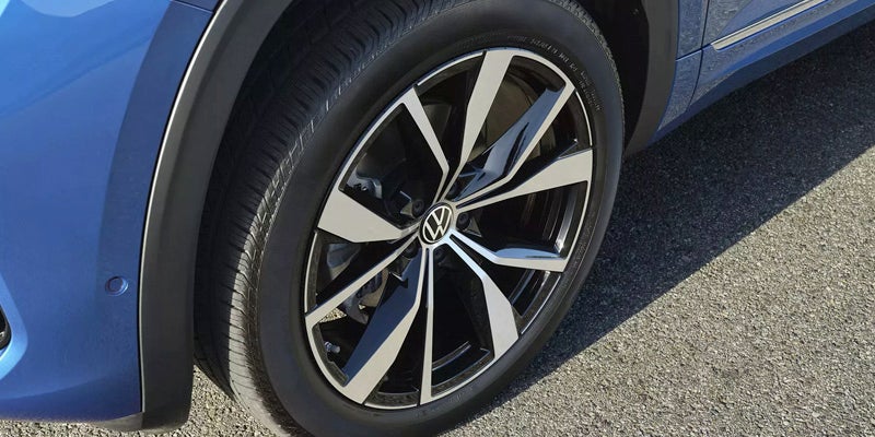2026 Volkswagen Atlas Cross Sport alloy wheel and tire close-up